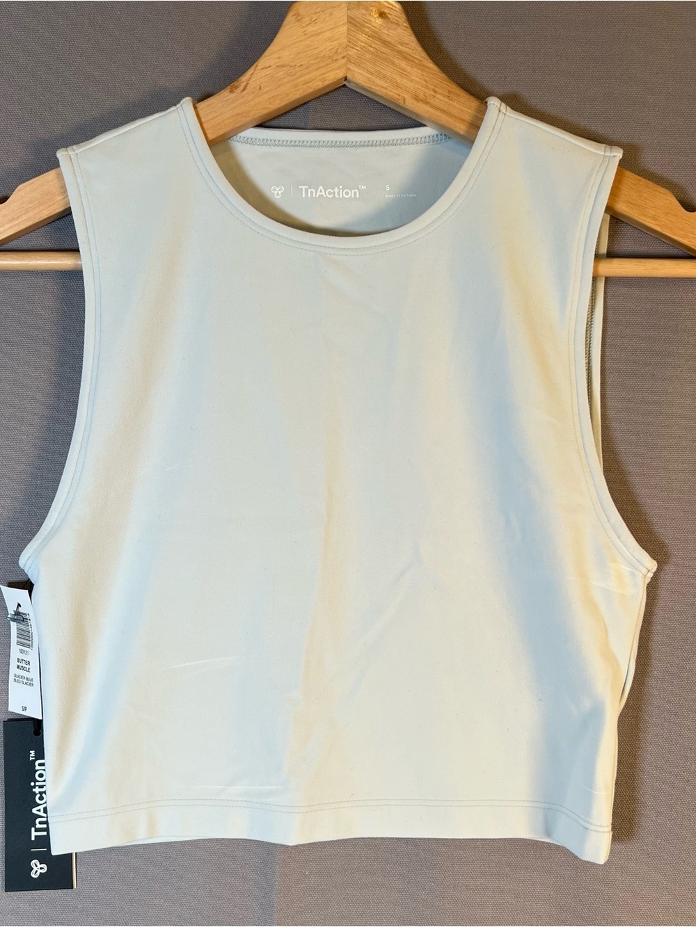 Aritzia TnAction Women’s SzS  Glacier Blue Butter Muscle Sleeveless Crop Tank